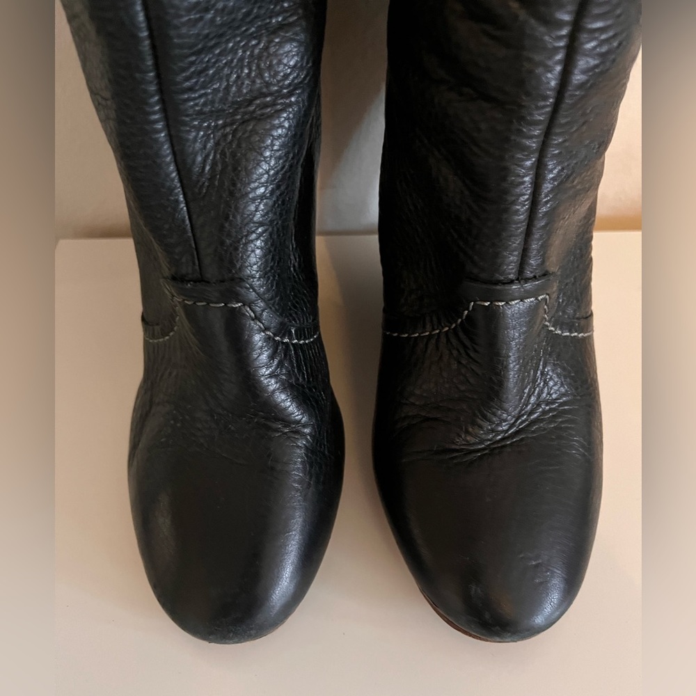 Chloe Black Leather Wedge Heel Mid-calf Boot w Buckle Detail; Size 36 - Picture 4 of 5